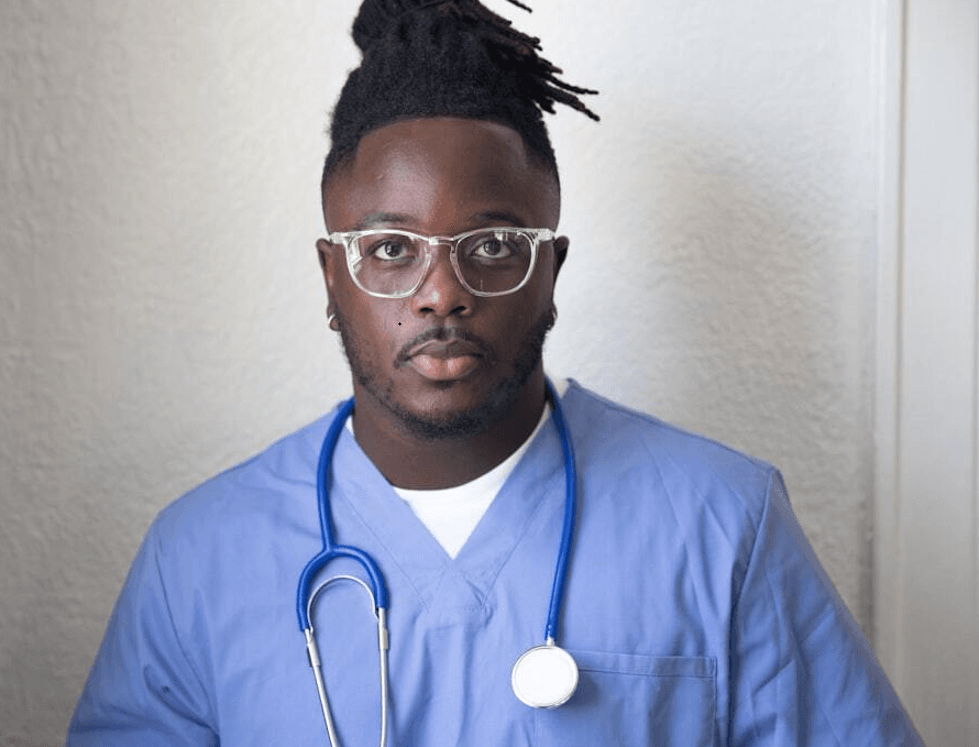 Healthcare professional scheduling appointments